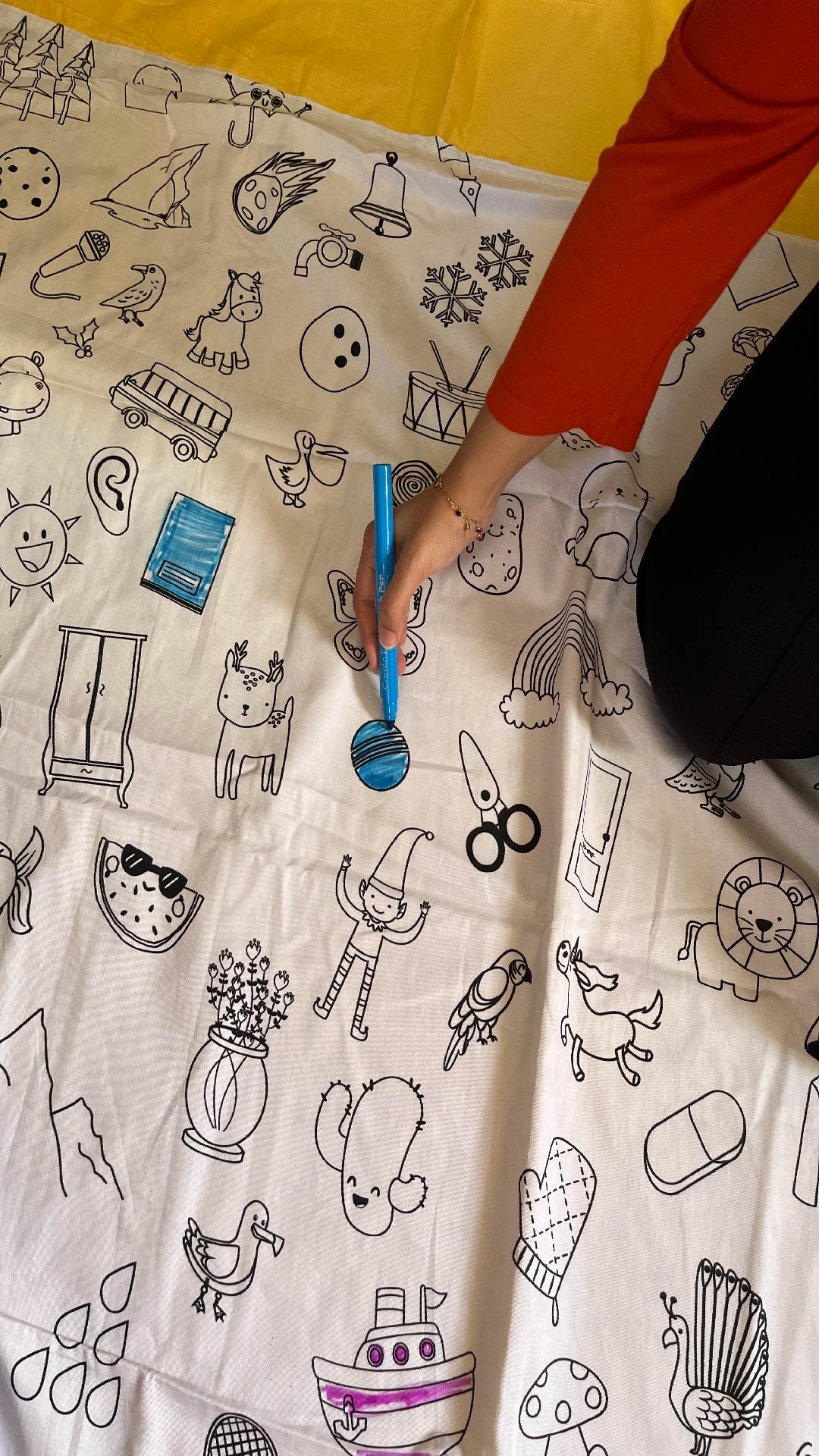 Colourable Bedsheet - Washable, Reuseable & Storytelling bedsheet